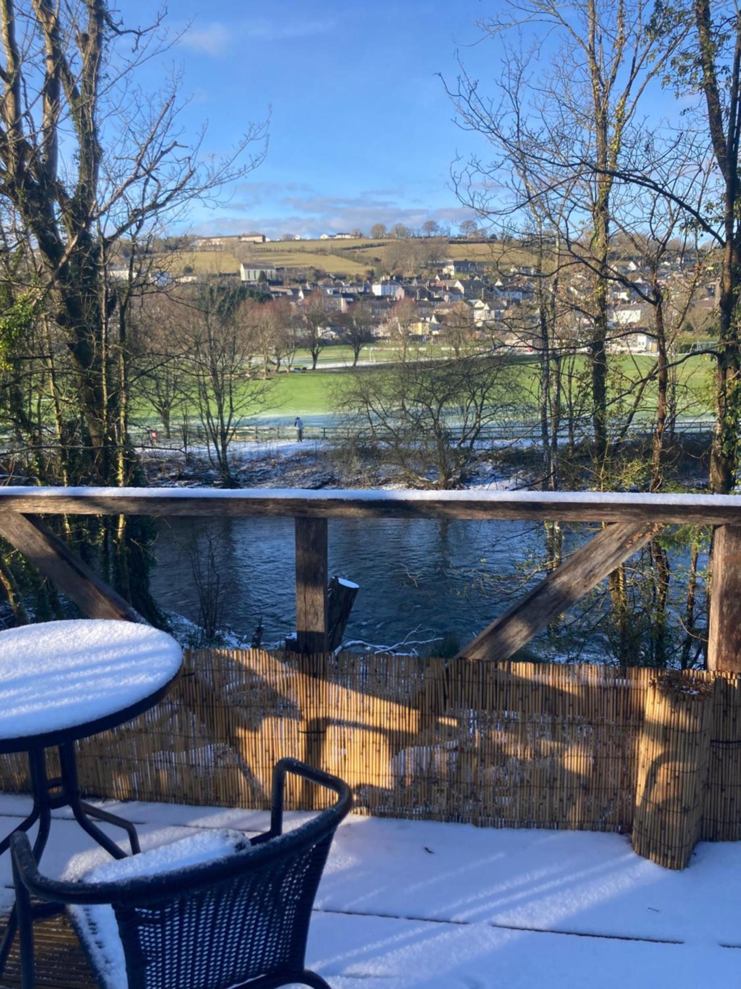 Honey Bee Cabin Llandysul ภายนอก รูปภาพ